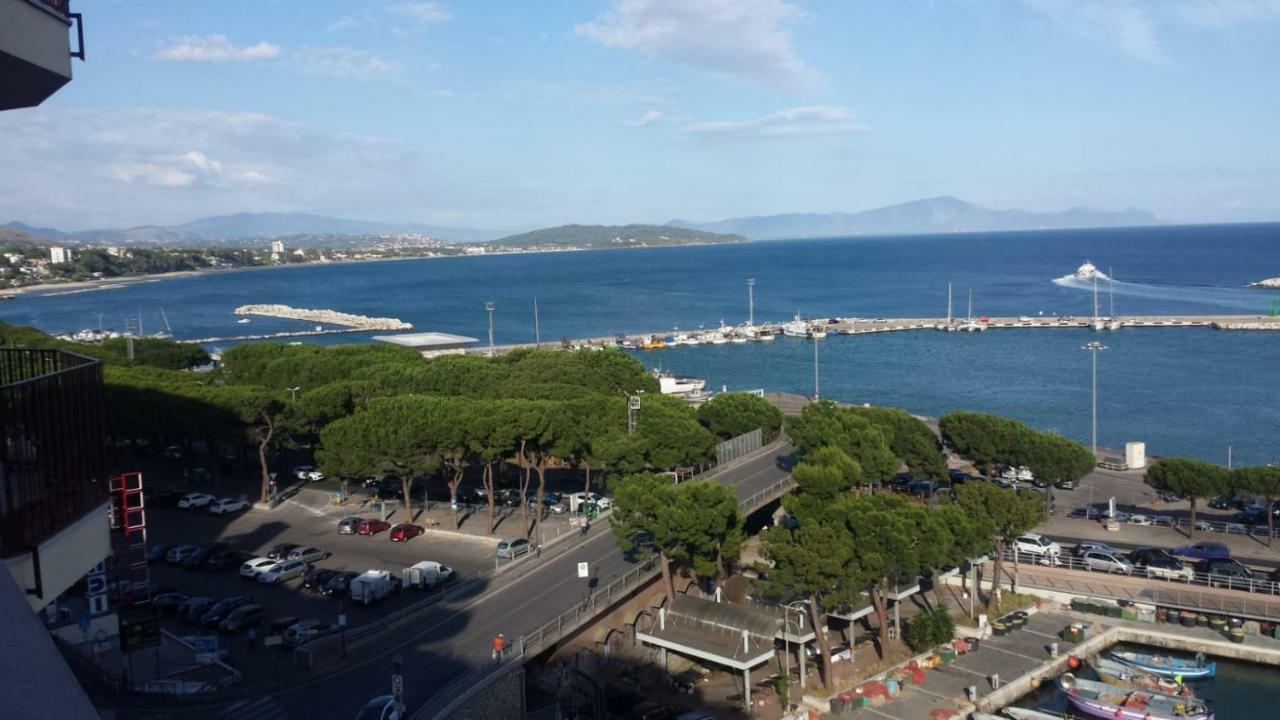 Guest House Domus Cicerone Formia Exterior photo