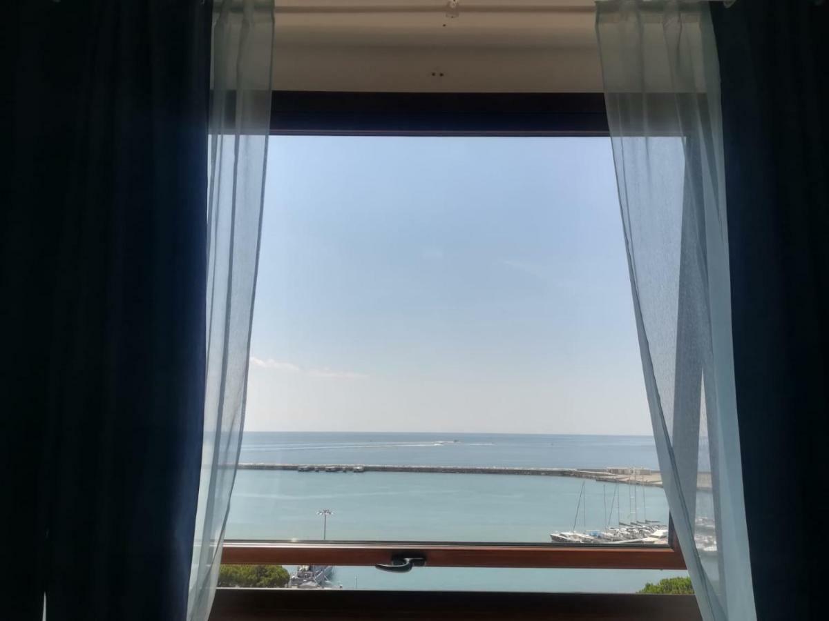 Guest House Domus Cicerone Formia Exterior photo
